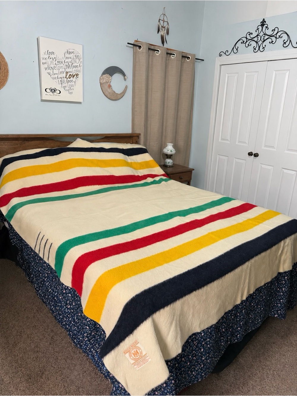 Vintage Retro Hudson Bay Cream Striped Wool Blanket Red, Green,Yellow & Navy